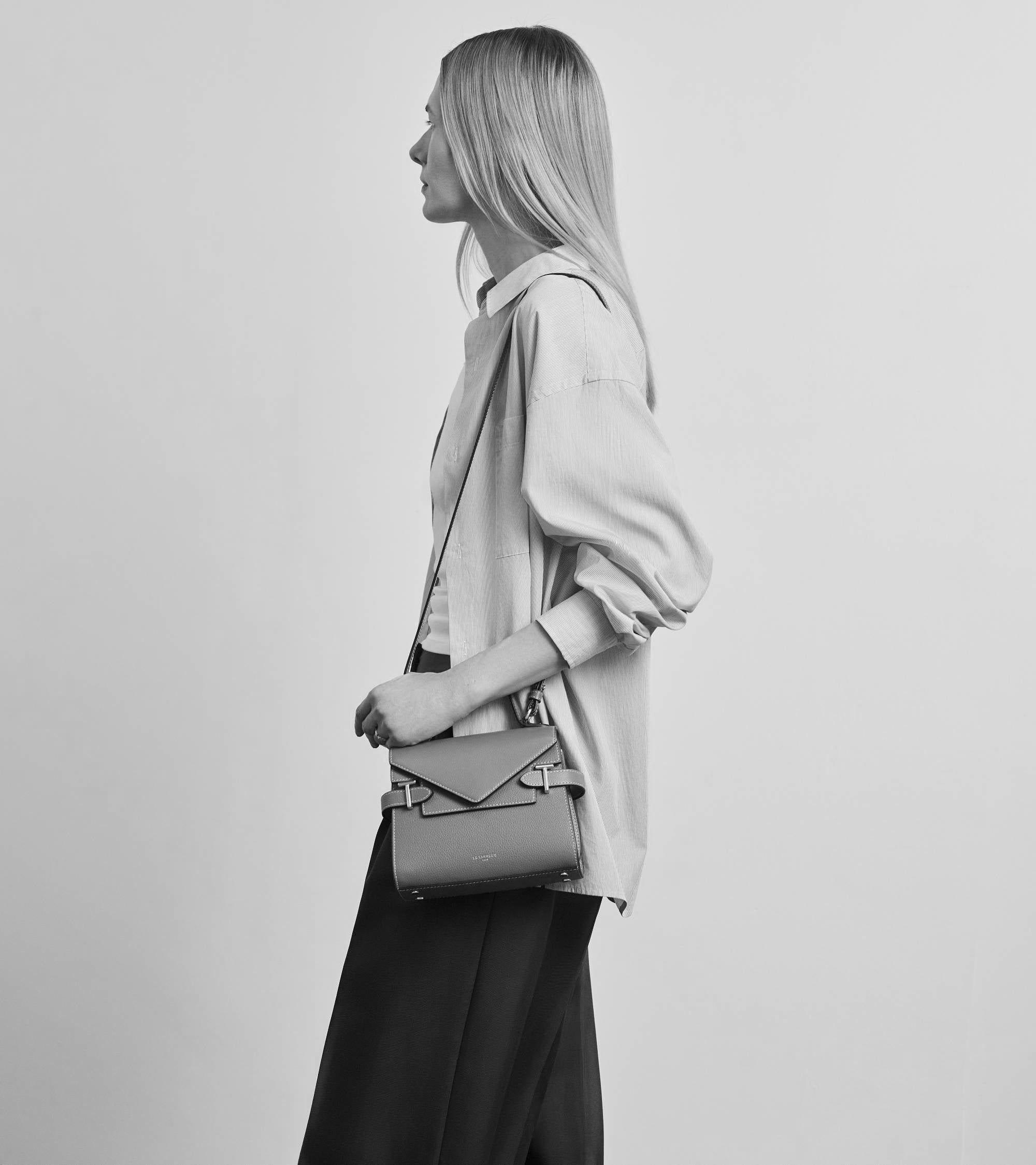 Petit sac à main double rabat Emilie en cuir grainé