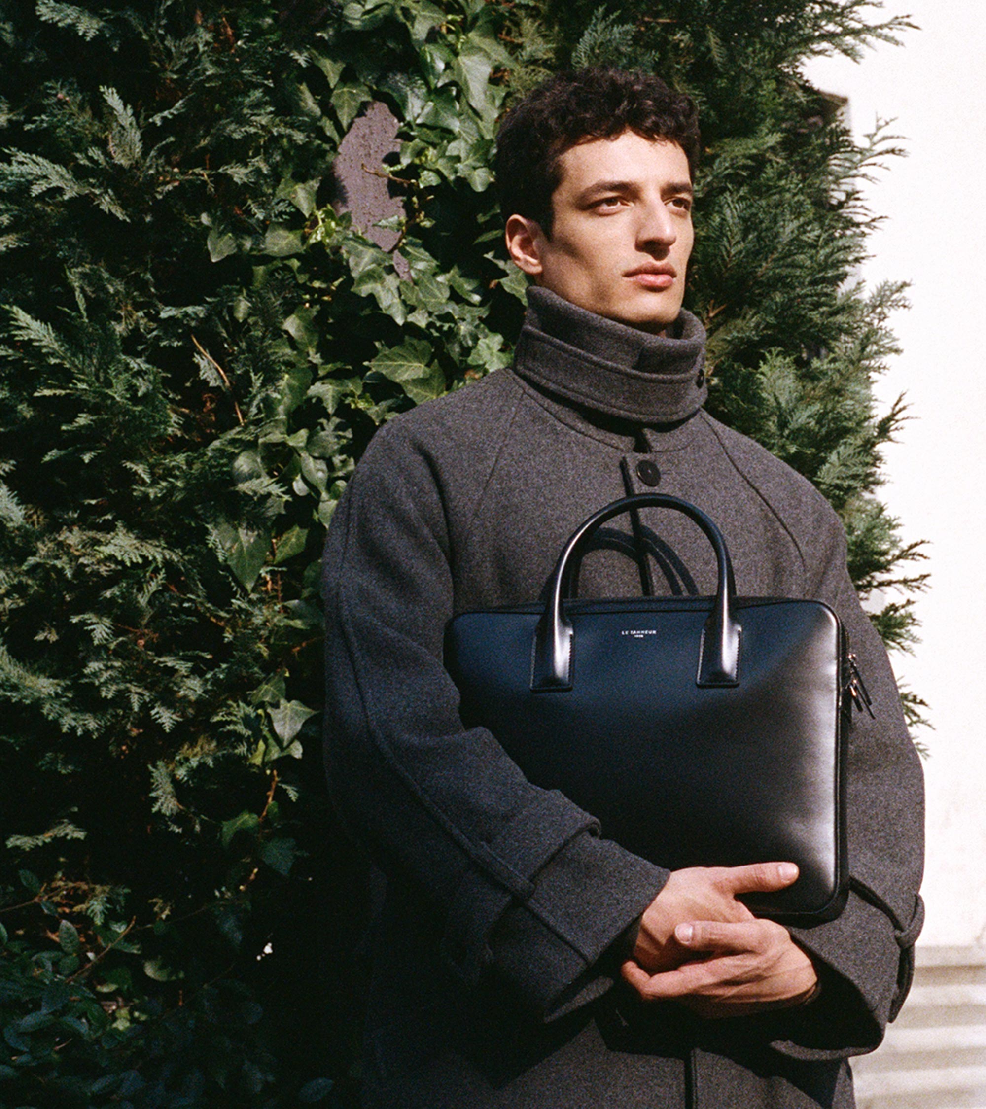 Porte documents slim 14" Emile en cuir lisse business effet box