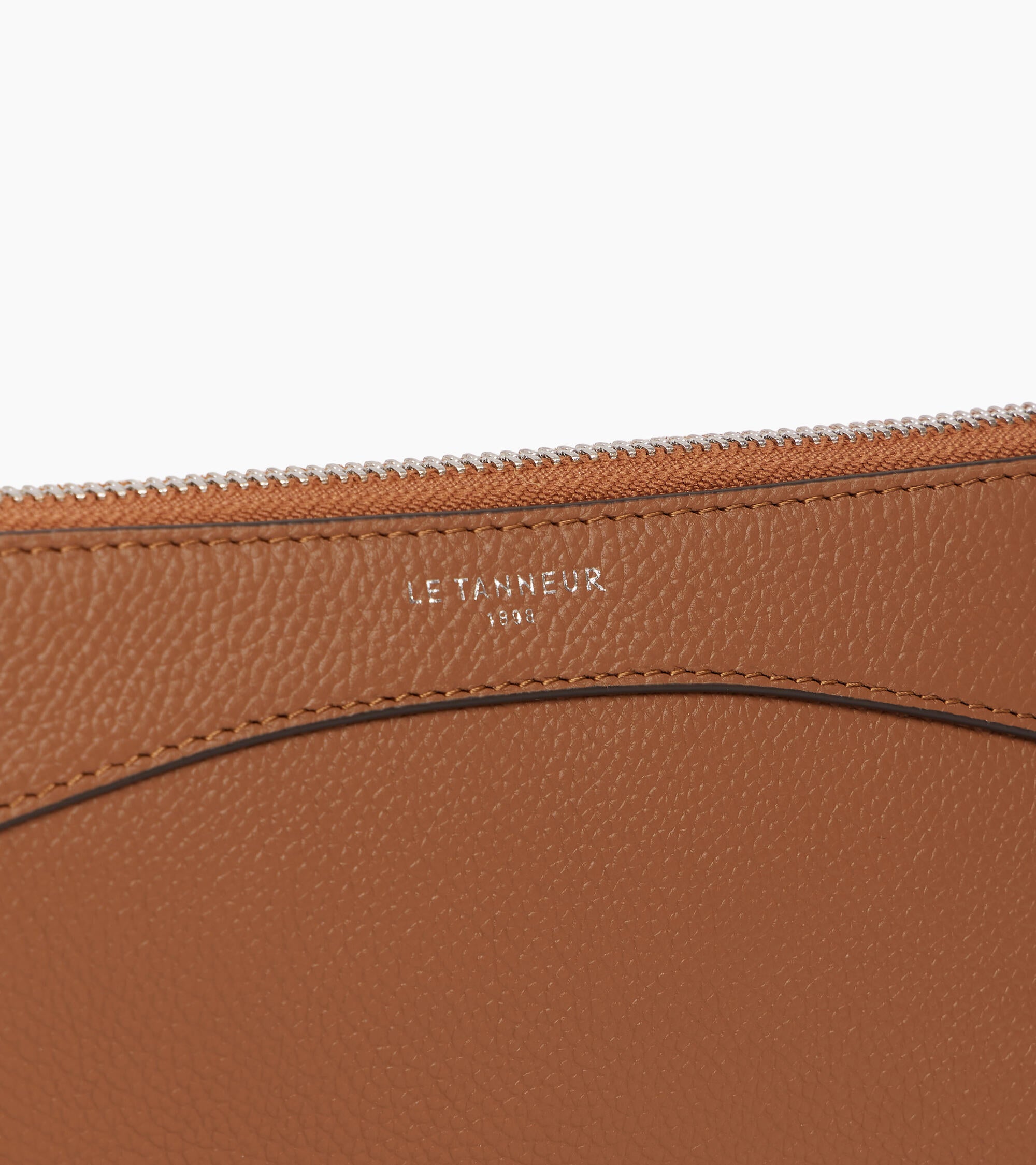 Pochette zippée en cuir grainé