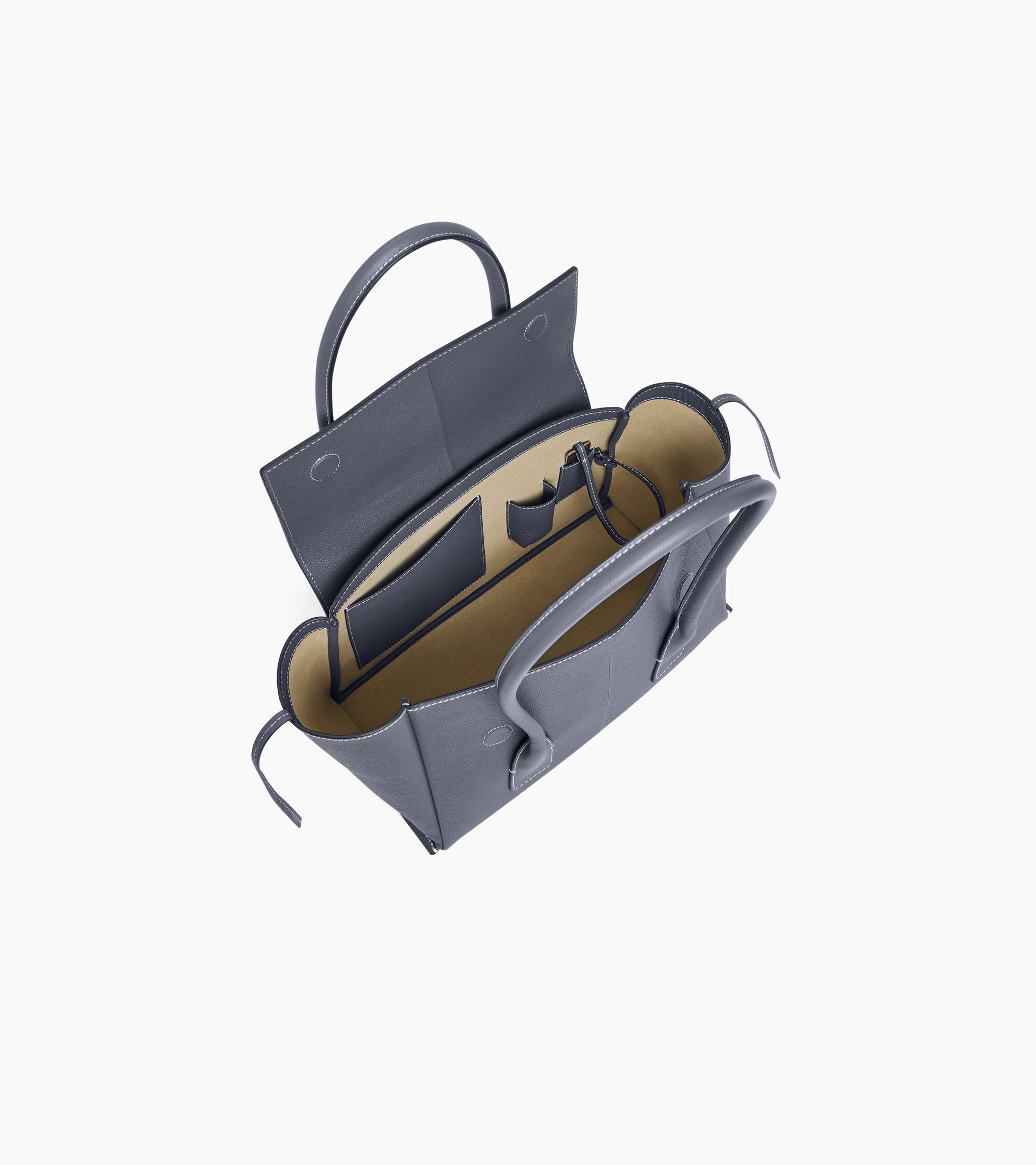 Sac cabas moyen modèle à rabat Elena en cuir grainé