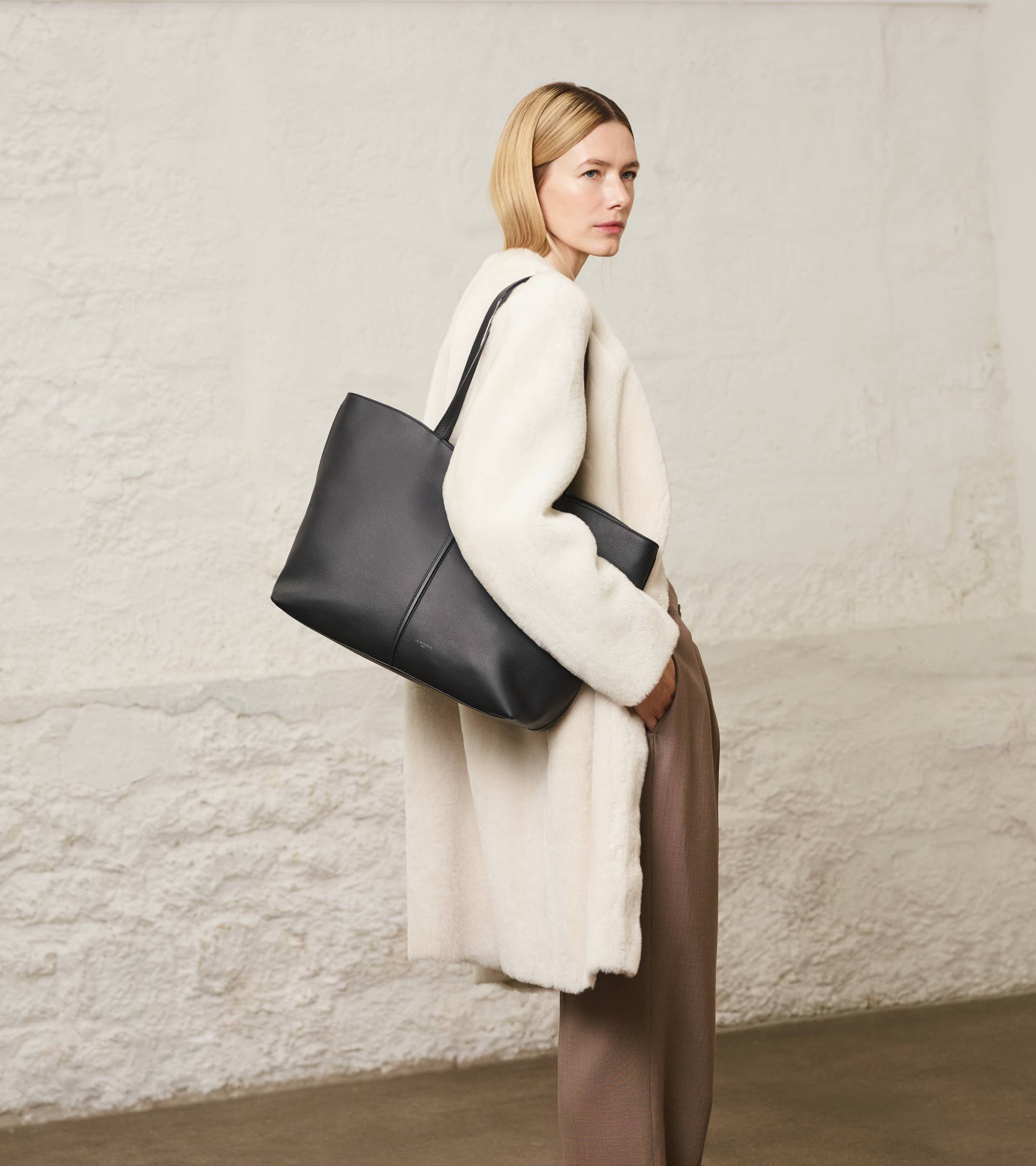 Sac cabas grand modèle Hortense en cuir grainé double face