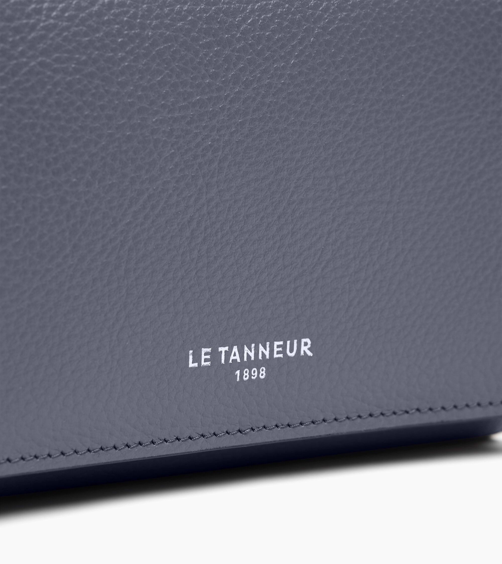 Portefeuille moyen modèle à rabat Louison en cuir grainé
