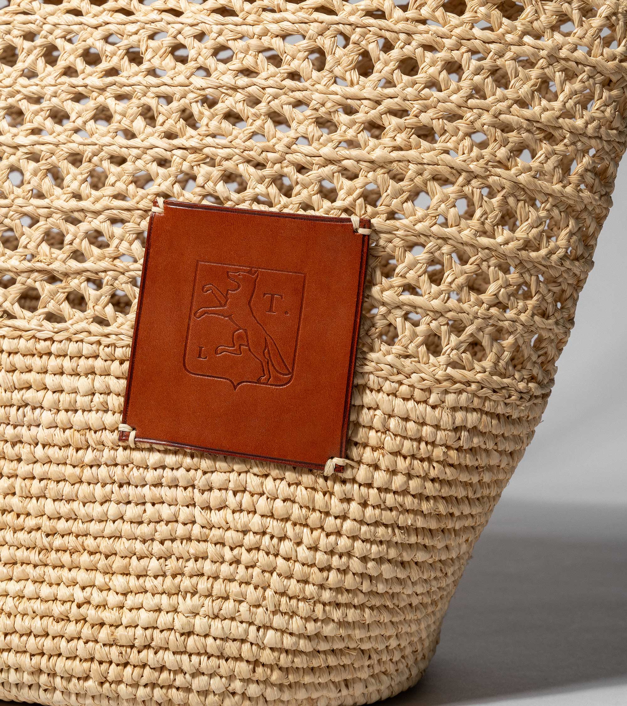 Grand sac cabas le Nattier en cuir lisse semi-végétal et raphia